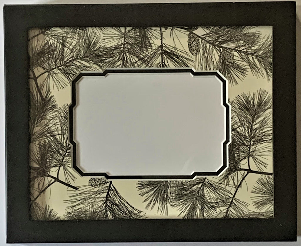 Black Pine Needles Double Layer Photo Mat