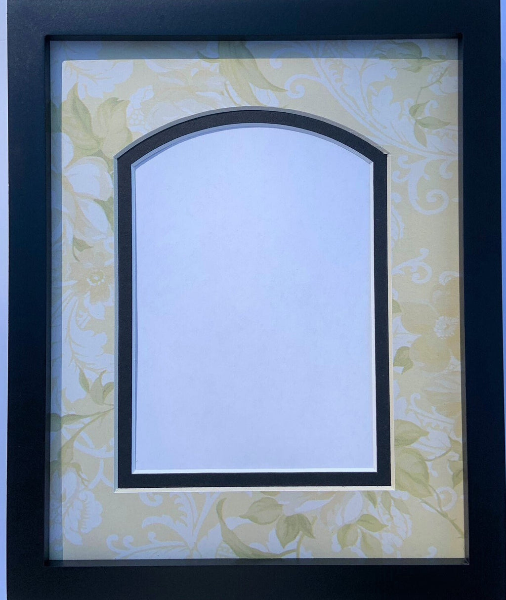 Pale Yellow Floral Double Layer Photo Mat